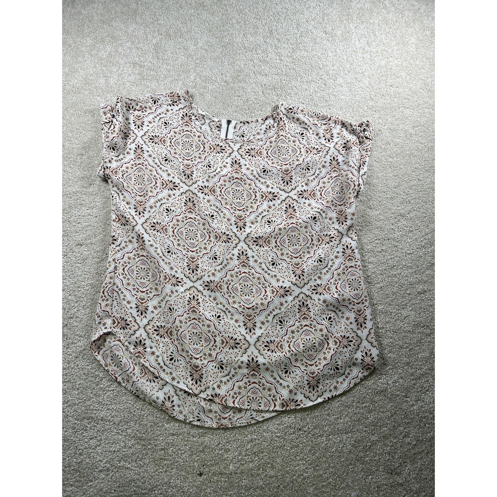 Maurices Shirt Womens Small White Red Boho Geometric Short Sleeve Blouse Top